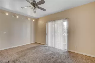 Photo #3: 2257524 Listing