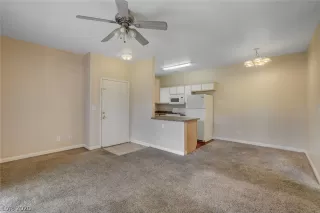 Photo #5: 2257524 Listing