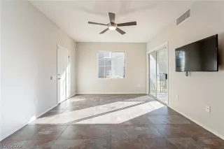 Photo #4: 2257541 Listing