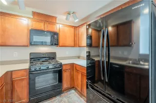 Photo #6: 2257541 Listing