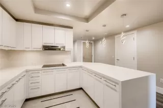 Photo #4: 2257613 Listing