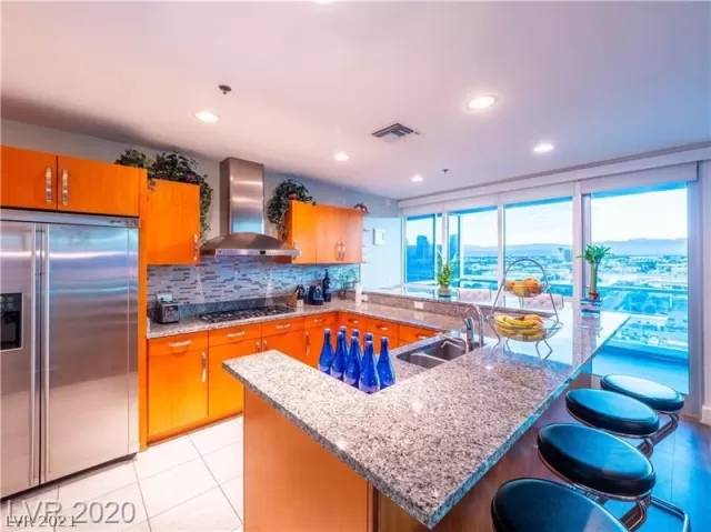 MLS: 2257641 Condo For Sale