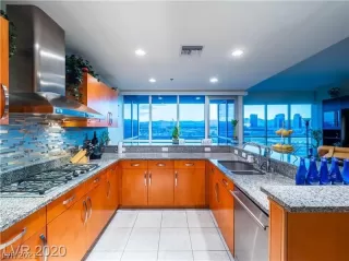 Photo #3: 2257641 Listing 