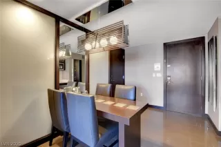 Photo #2: 2257682 Listing