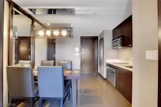 Photo #5: 2257682 Listing