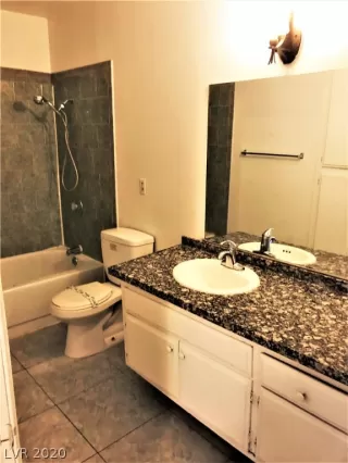 Photo #4: 2257744 Listing