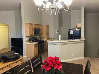 Photo #3: 2257750 Listing