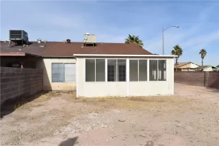 Photo #2: 2257765 Listing