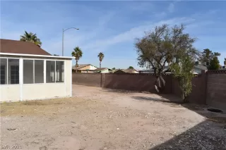 Photo #3: 2257765 Listing