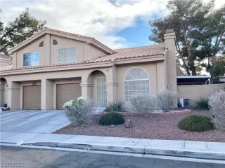 Photo #1: 2257769 Listing 