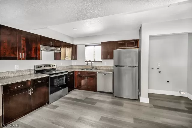 MLS: 2257782 Condo For Sale