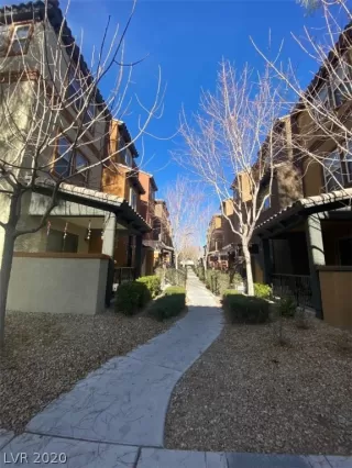 Photo #1: 2257792 Listing