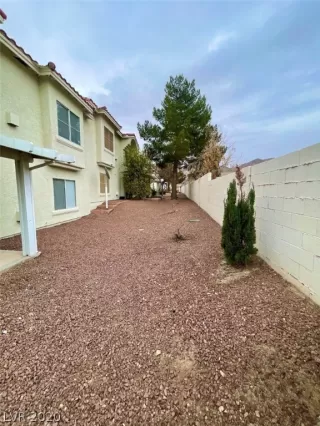 Photo #4: 2257799 Listing 