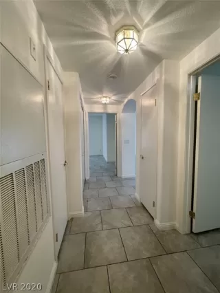 Photo #6: 2257799 Listing 