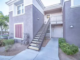 Photo #6: 2257876 Listing