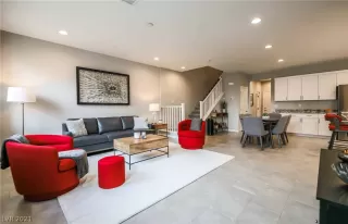 Photo #4: 2257921 Listing 