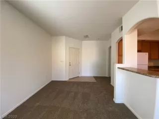 Photo #2: 2257942 Listing 