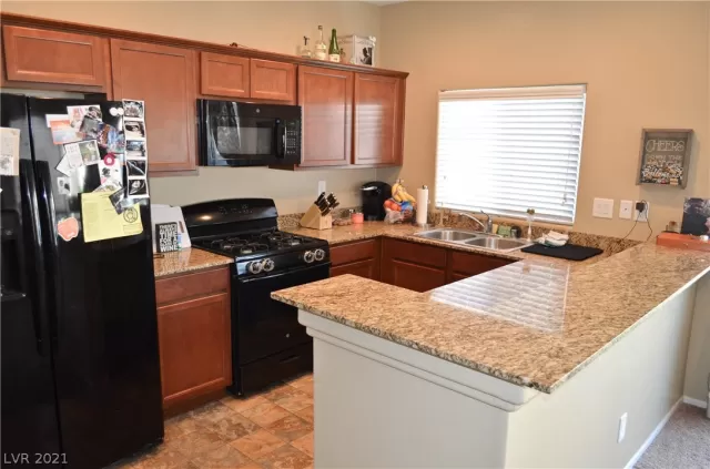 MLS: 2258019 Condo For Sale