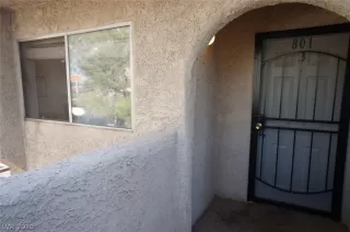 Photo #1: 2258127 Listing