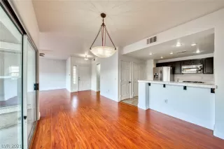 Photo #6: 2258160 Listing 