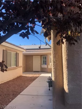 Photo #1: 2258161 Listing