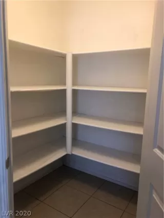 Photo #5: 2258161 Listing