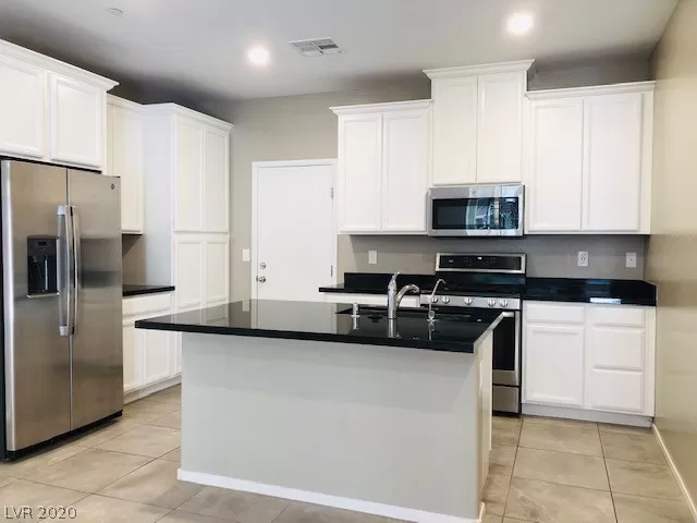MLS: 2258224 Condo For Sale