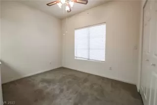 Photo #5: 2258229 Listing