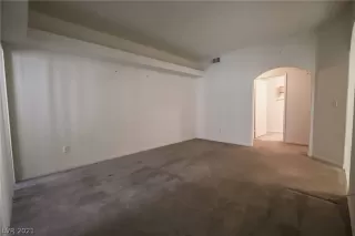 Photo #6: 2258229 Listing