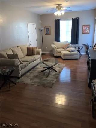 Photo #1: 2258261 Listing 