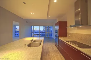 Photo #2: 2258318 Listing 