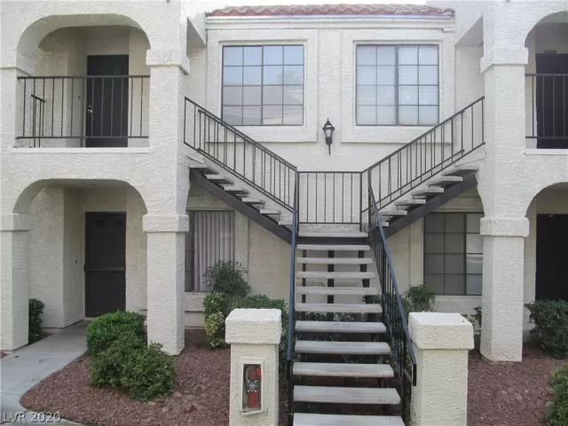 MLS: 2258331 Condo For Sale