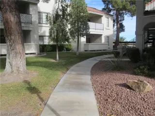 Photo #1: 2258331 Listing 