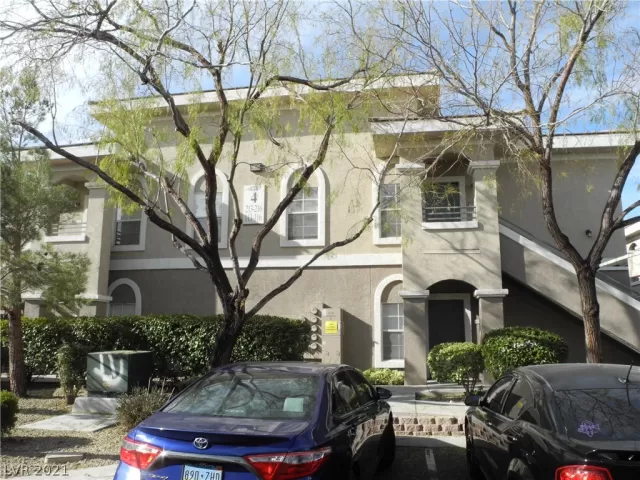 MLS: 2258382 Condo For Sale