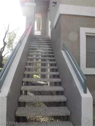 Photo #2: 2258382 Listing 