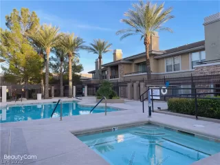 Photo #4: 2258391 Listing 