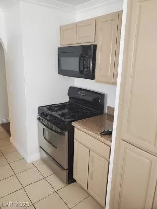 Photo #3: 2258401 Listing 