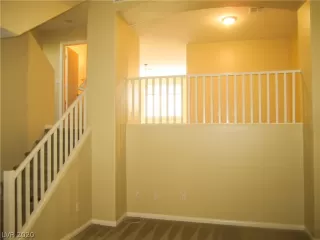 Photo #5: 2258433 Listing 