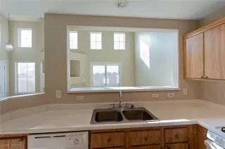 Photo #6: 2258463 Listing 