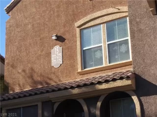 Photo #5: 2258494 Listing