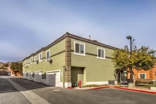 Photo #1: 2258497 Listing 