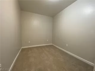 Photo #3: 2258523 Listing