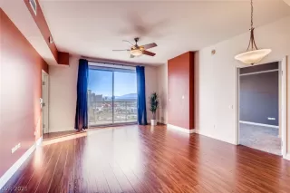 Photo #4: 2258539 Listing 