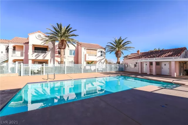 MLS: 2258553 Condo For Sale