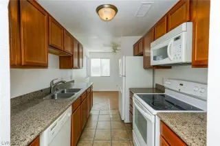 Photo #4: 2258570 Listing 