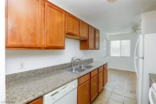 Photo #6: 2258570 Listing 