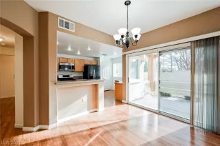 Photo #6: 2258592 Listing 