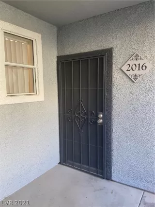 Photo #1: 2258647 Listing