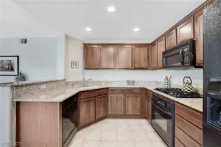 Photo #6: 2258654 Listing