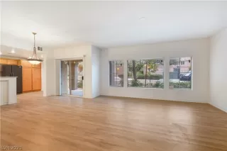 Photo #6: 2258655 Listing 